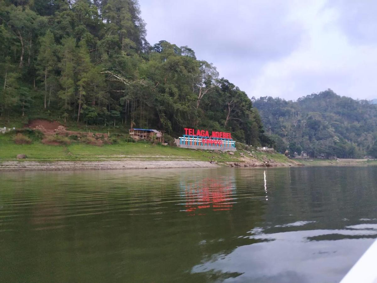 Hotel "Ngebel Indah" Exteriér fotografie
